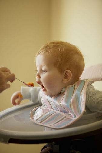 как вводить кашу в прикорм малыша
